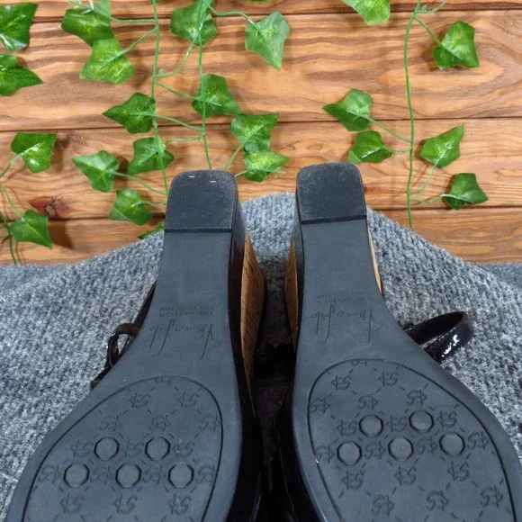 Franco Sarto Glare Women Sandal Size 7.5 Casual Dress Black Patent Leather Wedge - Picture 6 of 6